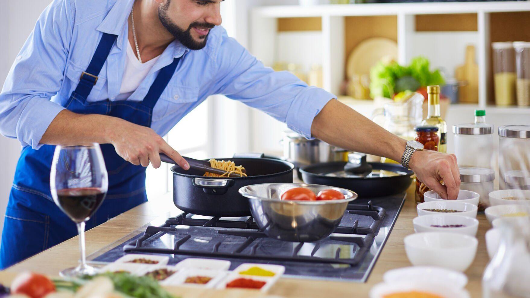 10 Kitchen Essentials for Busy Home Chefs